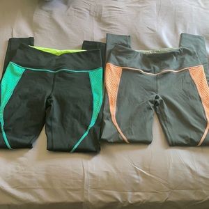 2 pack Victoria’s Secret sport leggings size small